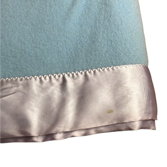 MCM Vintage Kenwood Textile Products Blue Wool Satin Trim Blanket 68” x 88” twin - Picture 5 of 5
